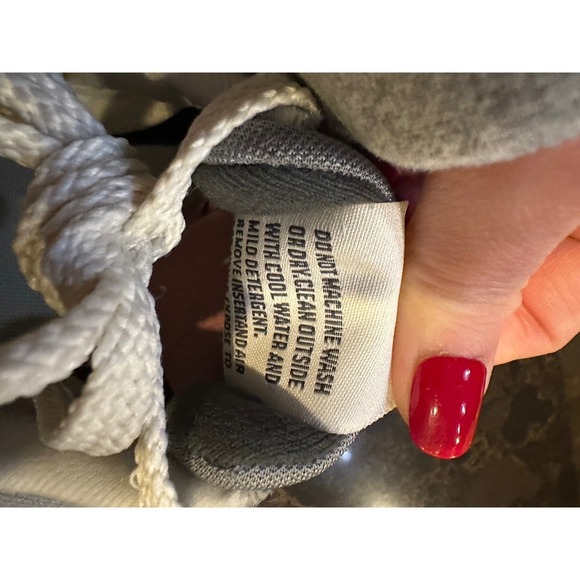 New Balance 574 Womens Grey White Suede Mesh SneakersLow Top Shoes WL574EVG Sz 8 - Picture 5 of 6